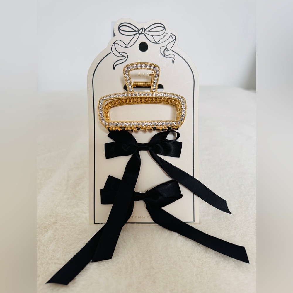 💃 A New Day Gold and Black Hair Clip Set - NWT
